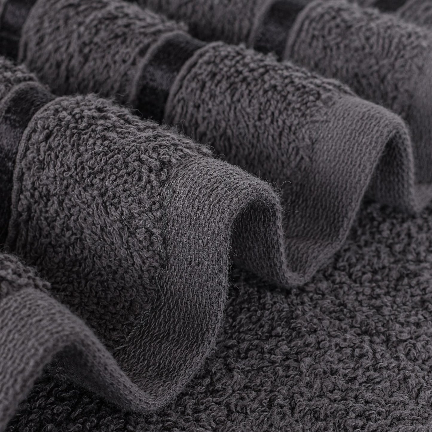 A2Z Luxurious 8 Piece Towel Bale Set  Bath Towels Soft and Absorbent Hand Towel