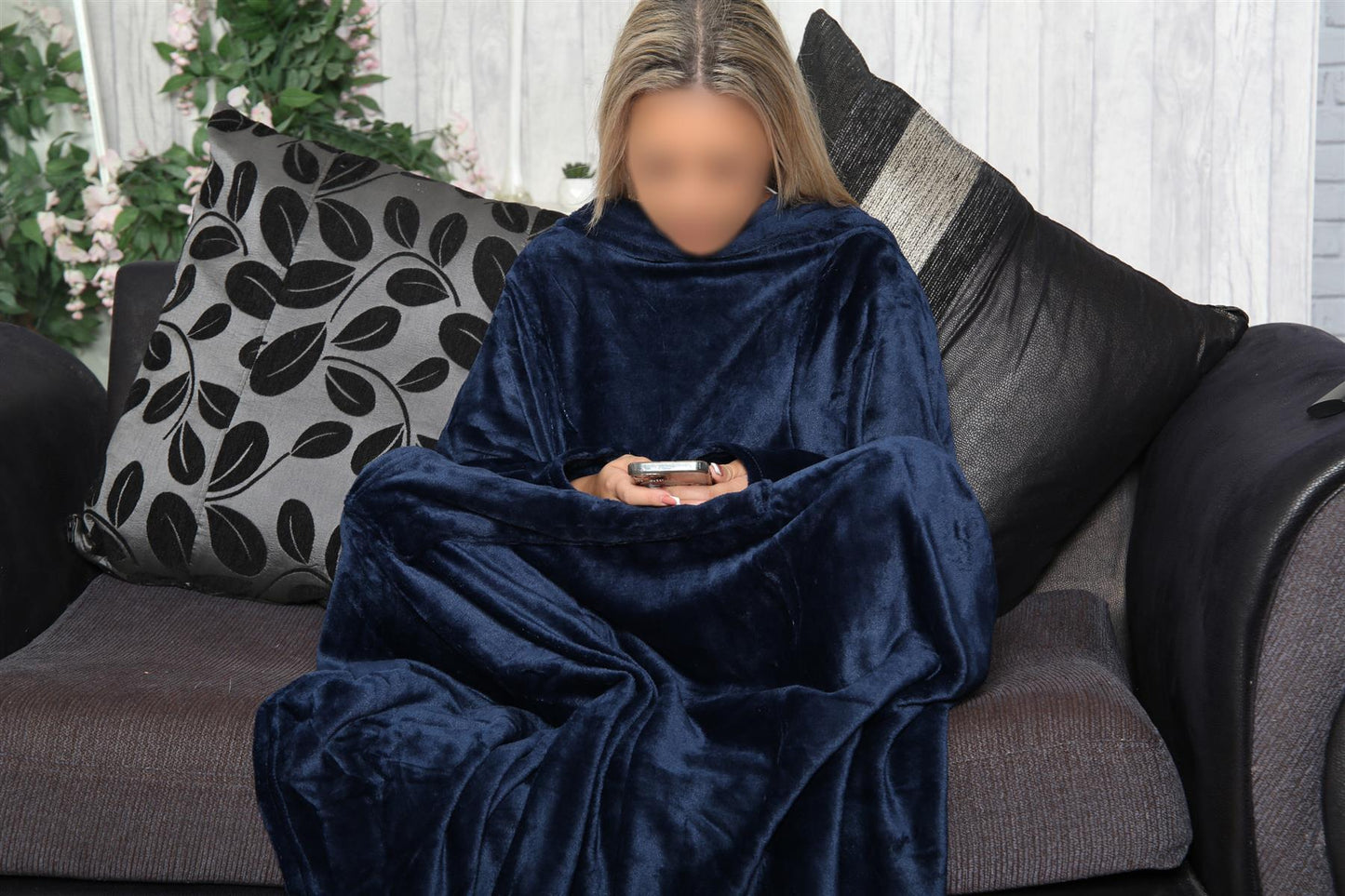Unisex Men Ladies Wearable Snuggle Blanket with Sleeves Super Soft Warm Fleece