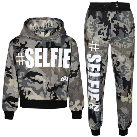 Kids Girls #Selfie Printed Hooded Crop Top & Bottom Jogging Suit