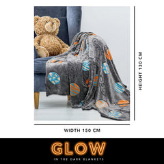A2Z 4 Kids Girls Boys Blanket Space Glow in The Dark Throw Fluffy Planet Blanket
